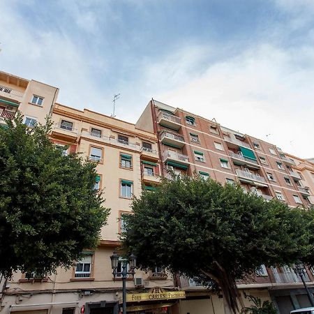 Apartment Near The Marina, Valencia Buitenkant foto