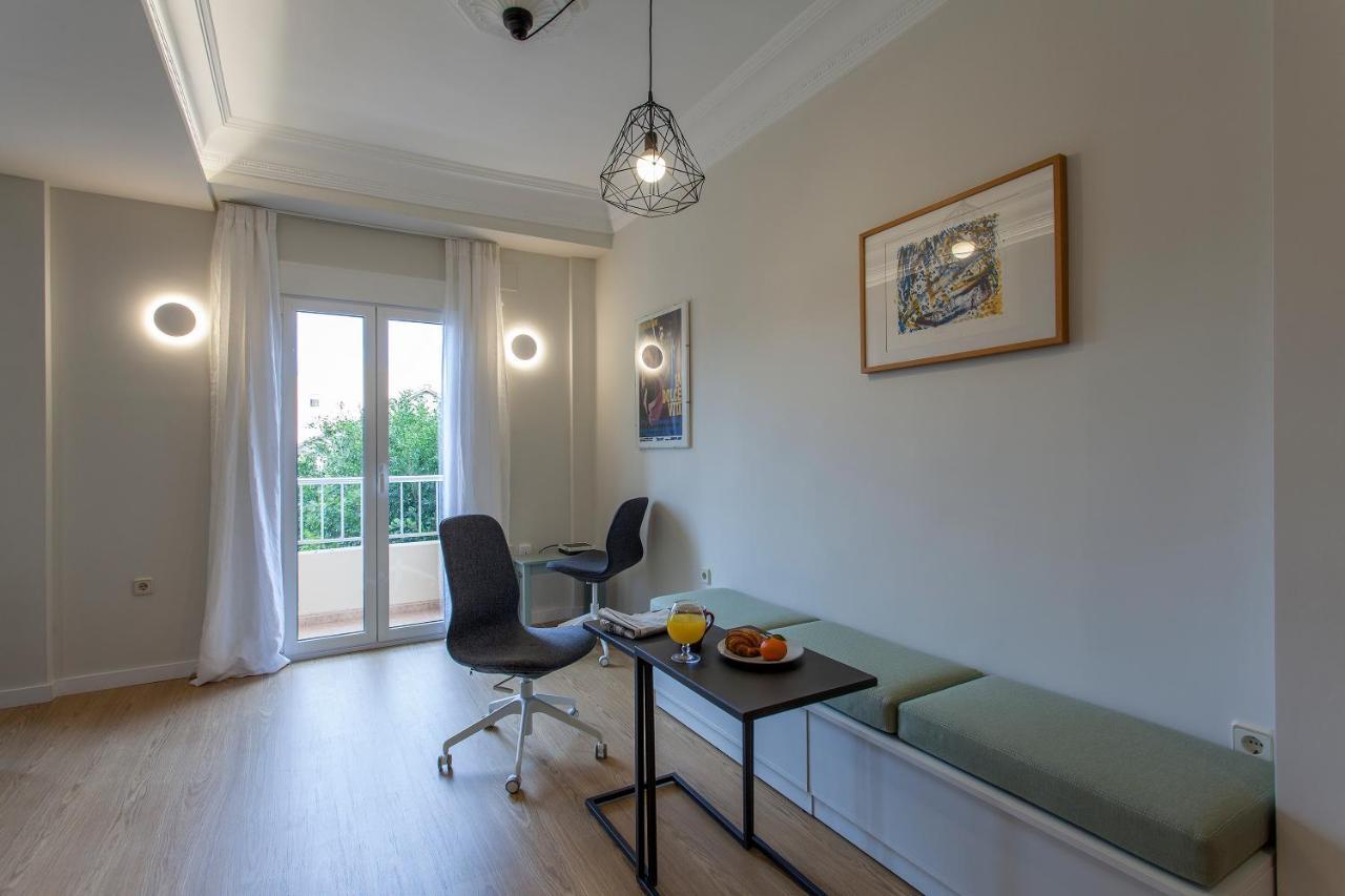 Apartment Near The Marina, Valencia Buitenkant foto